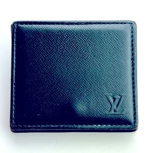Auth. Louis Vuitton Taiga Porte Mannaie Boite Leather Coin Purse Wallet Mini Vtg